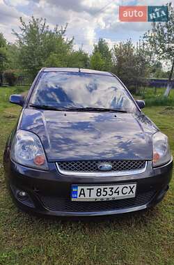 Хетчбек Ford Fiesta 2008 в 