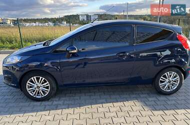 Хэтчбек Ford Fiesta 2014 в Львове
