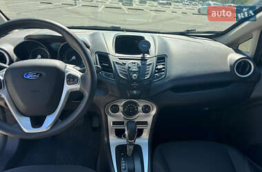 Хетчбек Ford Fiesta 2019 в 
