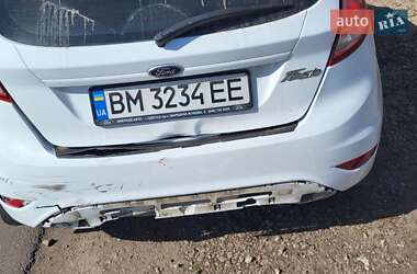 Хэтчбек Ford Fiesta 2013 в 