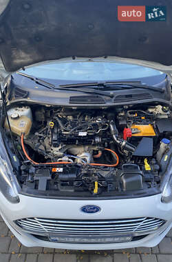 Хэтчбек Ford Fiesta 2013 в 