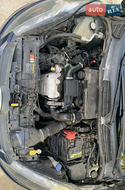 Хэтчбек Ford Fiesta 2009 в 