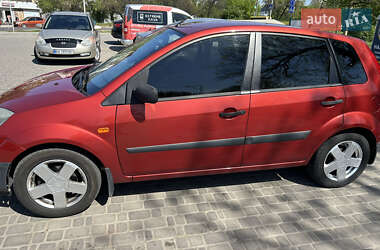 Хэтчбек Ford Fiesta 2008 в 