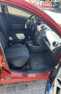 Хэтчбек Ford Fiesta 2008 в 