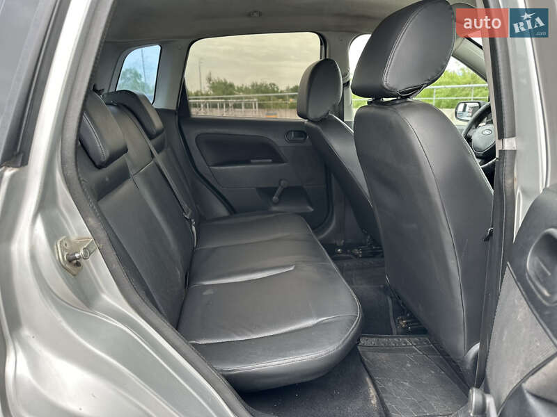 Хетчбек Ford Fiesta 2007 в Києві