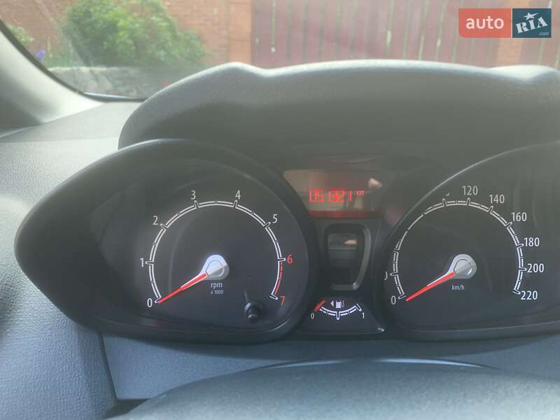 Хэтчбек Ford Fiesta 2012 в Полтаве фото 16 Хэтчбек Ford Fiesta 2012 в Полтаве