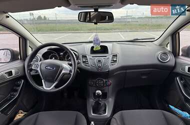 Хэтчбек Ford Fiesta 2013 в 