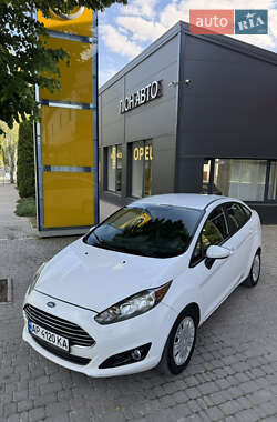 Седан Ford Fiesta 2017 в 