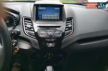 Седан Ford Fiesta 2019 в 