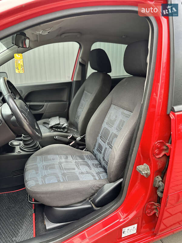 Хэтчбек Ford Fiesta 2007 в Хмельнике фото 25 Хэтчбек Ford Fiesta 2007 в Хмельнике