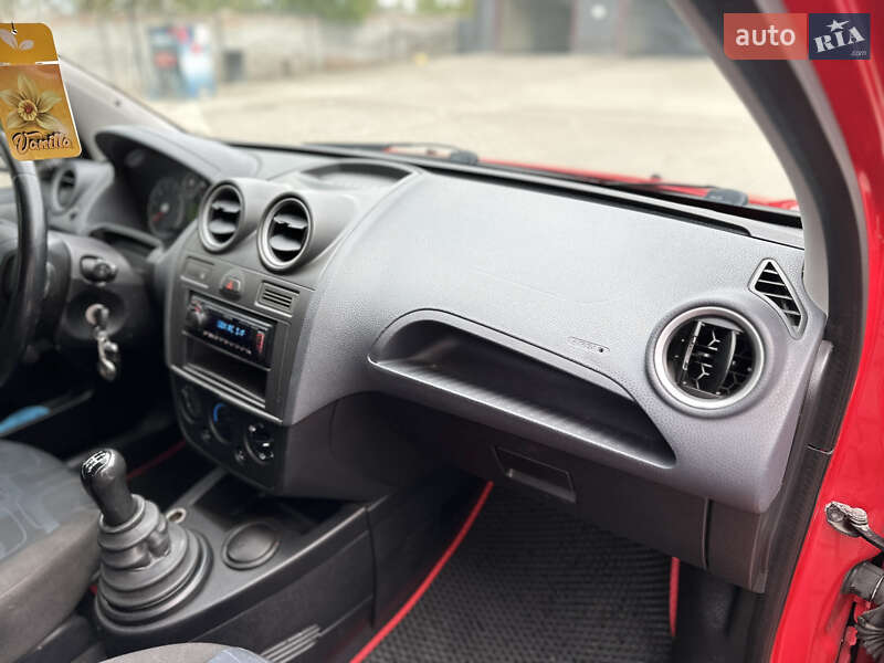 Хэтчбек Ford Fiesta 2007 в Хмельнике фото 38 Хэтчбек Ford Fiesta 2007 в Хмельнике
