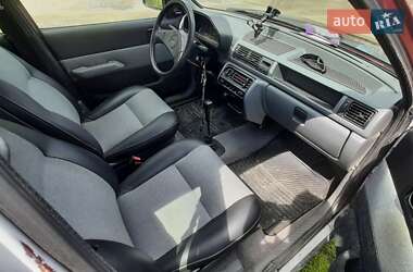 Хетчбек Ford Fiesta 1989 в 