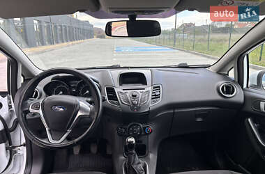 Хэтчбек Ford Fiesta 2014 в 