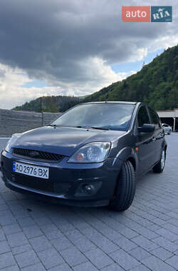 Хэтчбек Ford Fiesta 2008 в 