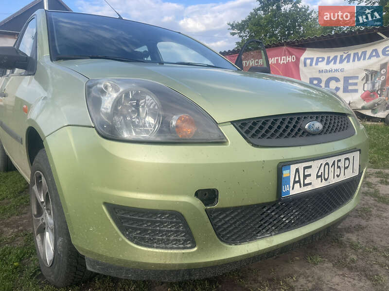 Хетчбек Ford Fiesta 2007 в Кам'янському