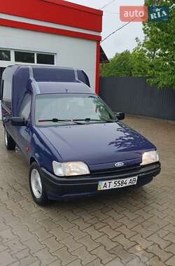 Хетчбек Ford Fiesta 1993 в Чернівцях