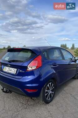 Хэтчбек Ford Fiesta 2014 в 