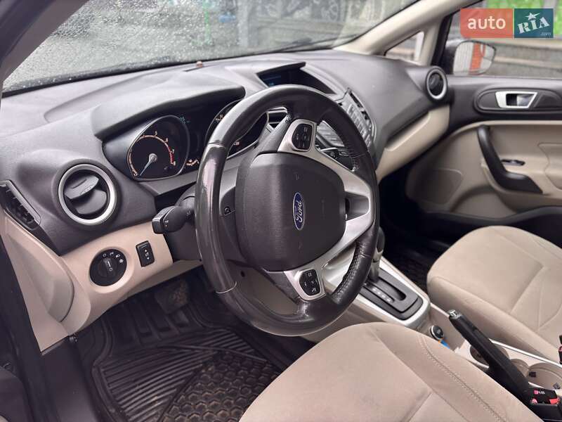 Седан Ford Fiesta 2014 в Житомире фото 7 Седан Ford Fiesta 2014 в Житомире
