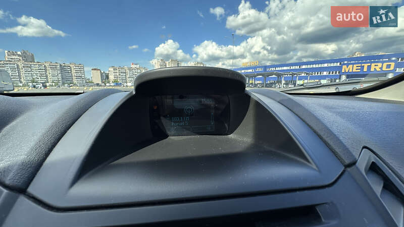 Седан Ford Fiesta 2017 в Киеве фото 8 Седан Ford Fiesta 2017 в Киеве