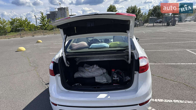 Седан Ford Fiesta 2017 в Киеве фото 29 Седан Ford Fiesta 2017 в Киеве