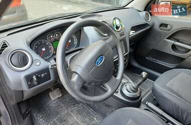 Хэтчбек Ford Fiesta 2008 в 