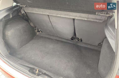 Хэтчбек Ford Fiesta 2006 в 