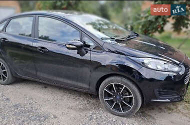Седан Ford Fiesta 2016 в 