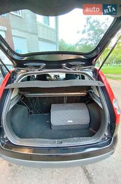 Хэтчбек Ford Fiesta 2008 в 