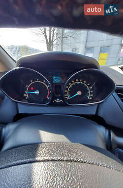 Хэтчбек Ford Fiesta 2013 в 
