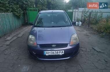 Хэтчбек Ford Fiesta 2006 в 