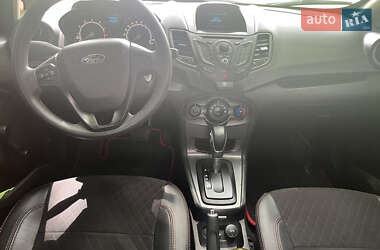 Седан Ford Fiesta 2014 в 