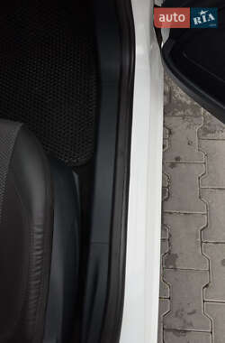Хэтчбек Ford Fiesta 2012 в 