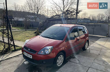 Хэтчбек Ford Fiesta 2006 в Дунаевцах