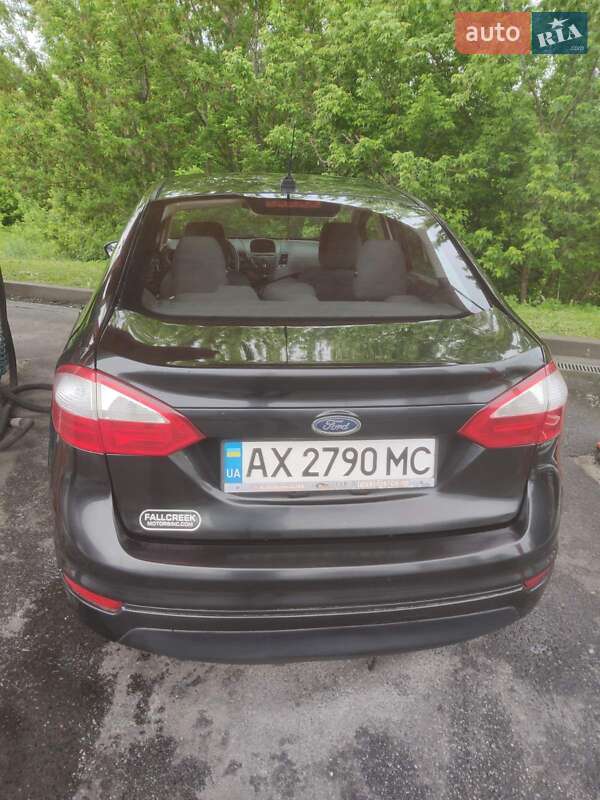 Седан Ford Fiesta 2014 в Харькове фото 6 Седан Ford Fiesta 2014 в Харькове