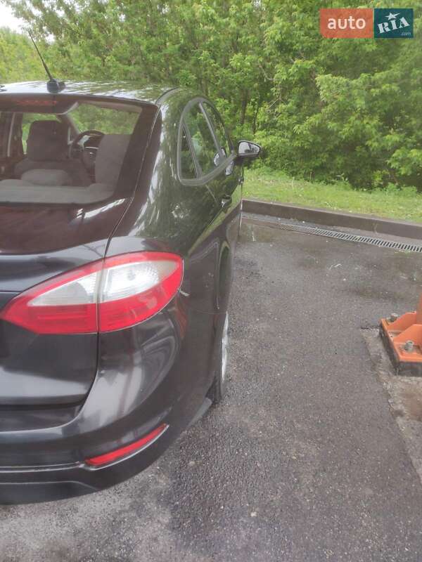 Седан Ford Fiesta 2014 в Харькове фото 24 Седан Ford Fiesta 2014 в Харькове