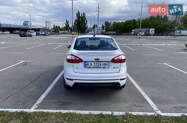 Седан Ford Fiesta 2018 в 
