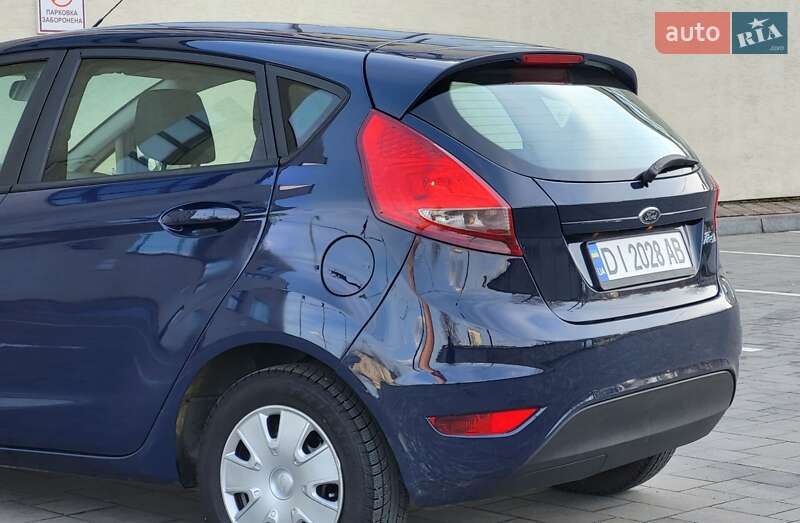 Хэтчбек Ford Fiesta 2011 в Стрые
