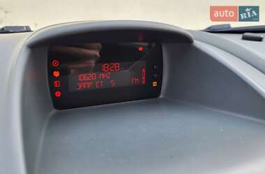 Хетчбек Ford Fiesta 2011 в 