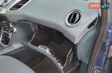 Хетчбек Ford Fiesta 2011 в 