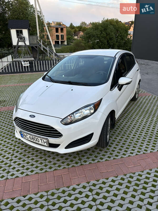 Хэтчбек Ford Fiesta 2014 в 