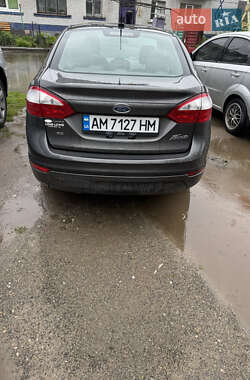 Седан Ford Fiesta 2017 в 