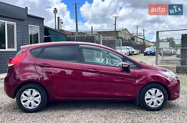 Хэтчбек Ford Fiesta 2011 в 