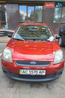 Хэтчбек Ford Fiesta 2008 в 