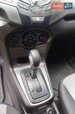 Седан Ford Fiesta 2019 в 
