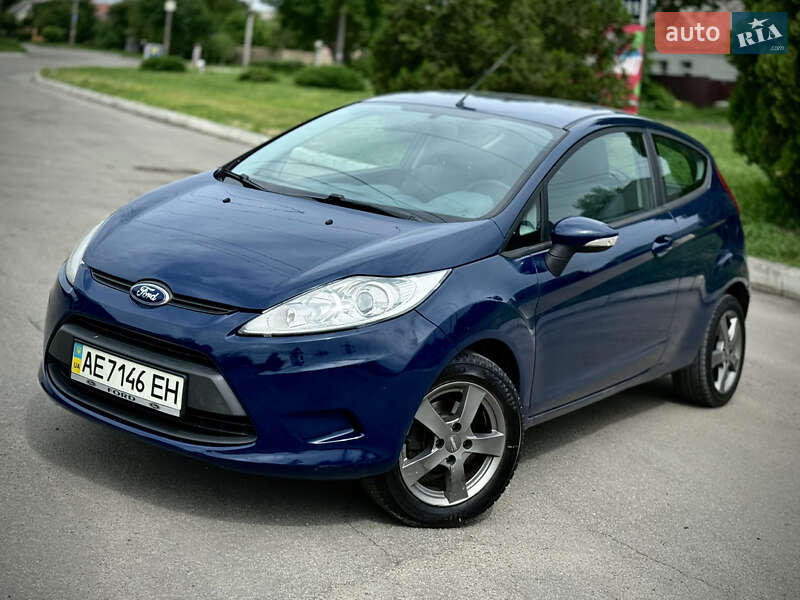 Хетчбек Ford Fiesta 2008 в Кам'янському