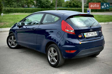 Хэтчбек Ford Fiesta 2008 в 