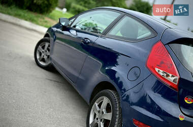 Хэтчбек Ford Fiesta 2008 в 
