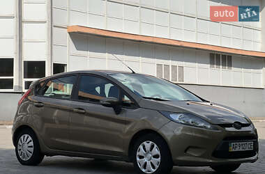Хетчбек Ford Fiesta 2012 в 
