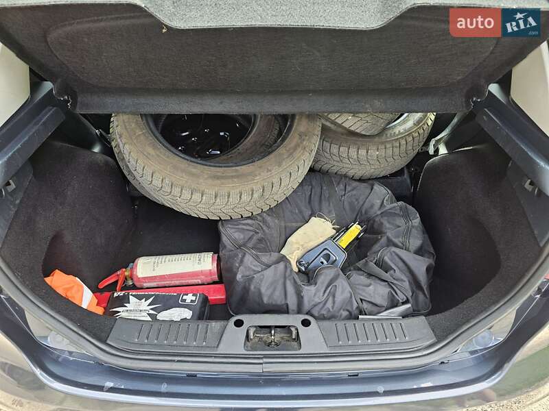 Хэтчбек Ford Fiesta 2010 в Харькове