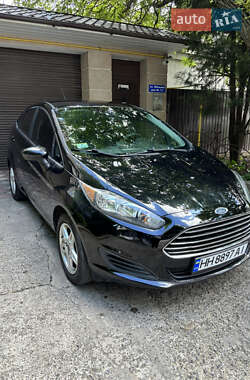 Седан Ford Fiesta 2017 в 